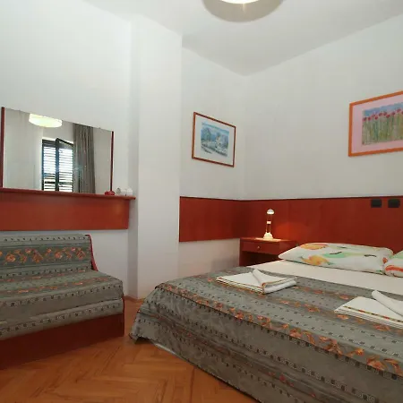 Anto 1028 Apartman