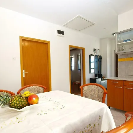 Apartman Anto 1028 *
